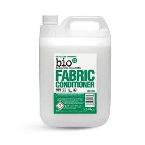 Bio-D Mild fabric softener with forest scent - canister (5 L)