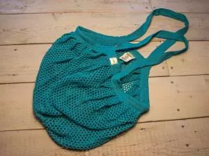Tierra Verde Mesh bag with small eyes - turquoise