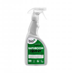 Bathroom cleaner with the scent of cedar and pine