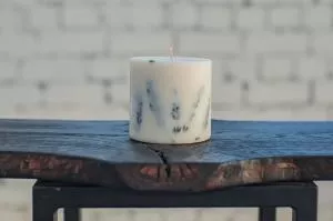 TL Candles Candle with lavender scent XL