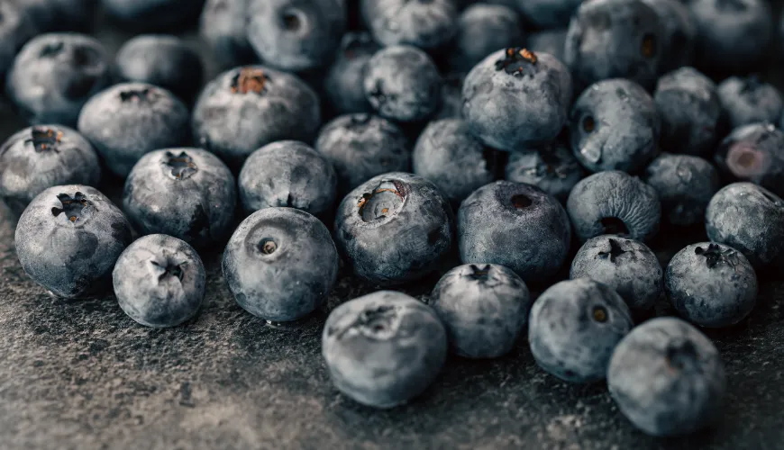 What risks do blueberries pose to your health?