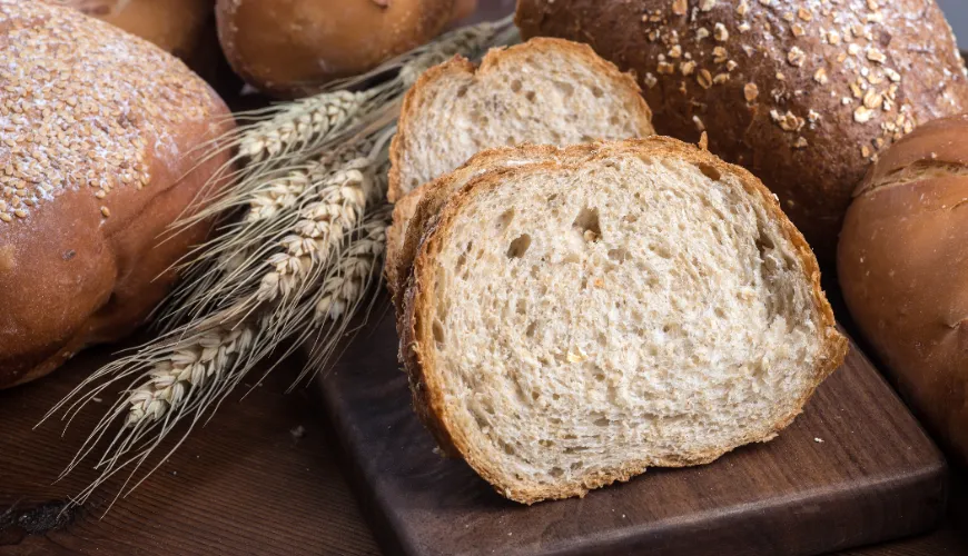 All About Bread, Its Calories, and Healthy Variants