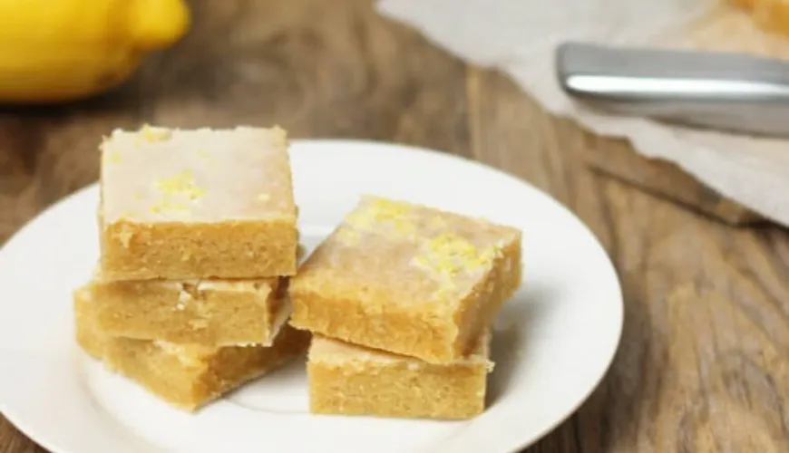 Lemon brownies that will refresh your taste buds