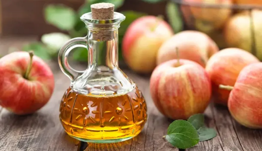 A simple recipe for homemade apple cider vinegar