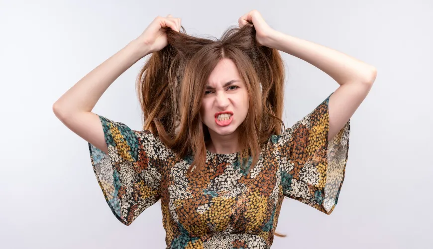 Effective Ways to Get Rid of Dandruff Easily and Quickly