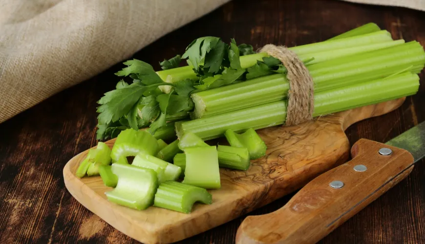 How to Use Celery Stalks in Everyday Diet