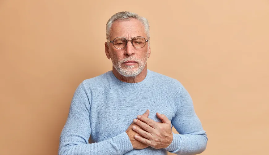 Four Symptoms of a Heart Attack That Can Save Your Life