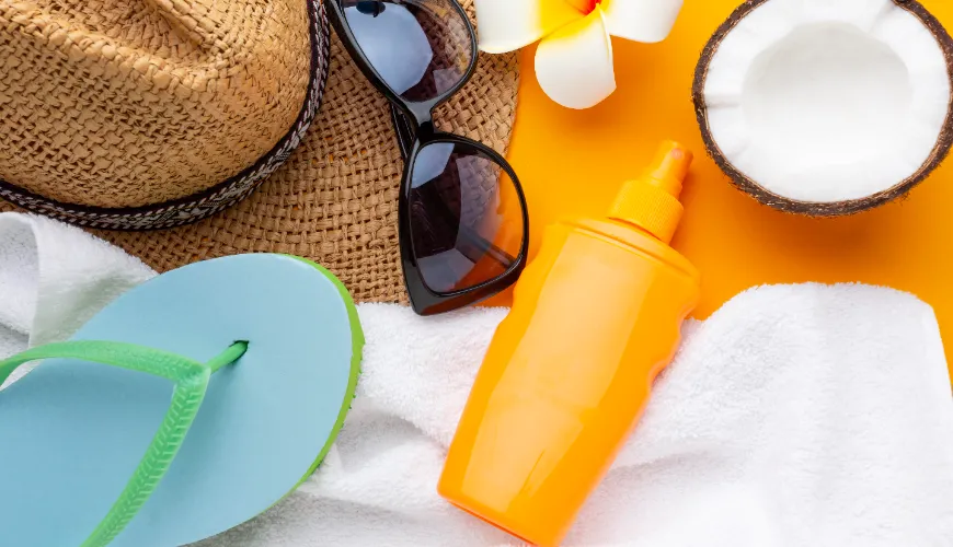 Risks and Symptoms of Using Expired Sunscreen