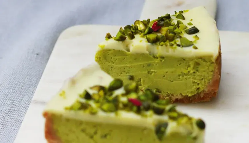 Pistachio cheesecake will surprise every guest