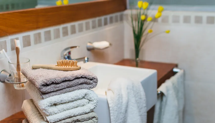 How to Properly Wash Towels to Keep Them Soft and Fresh?