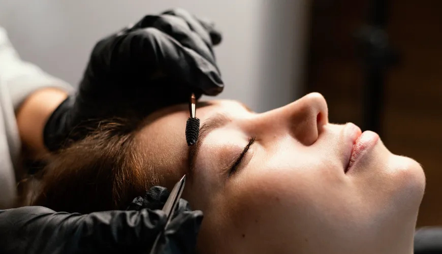 How does permanent makeup work and what to expect?